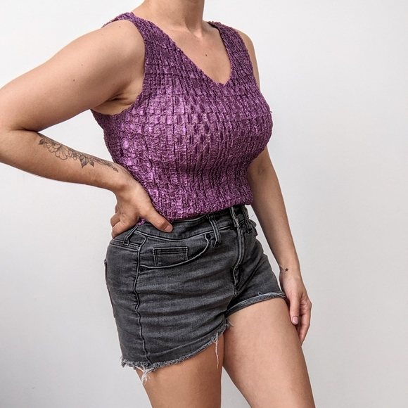 🖤 Textured Popcorn Tank Top - Picture 2 of 8